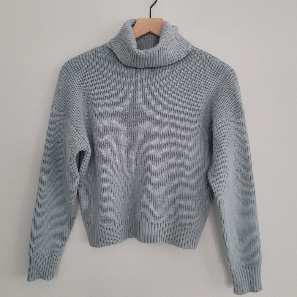 Forever 21 Crop Turtleneck Sweater Womens Size Small Long Sleeve